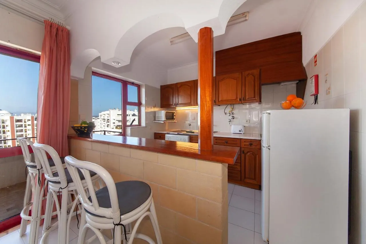 B25 - Candimar Beach Apartment Portimão